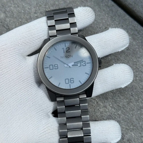 Nixon Corporal Stainless Steel GrayWatch men’s